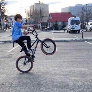 Meet your Posher, Preston